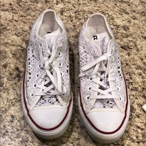 White lace converse women’s 7